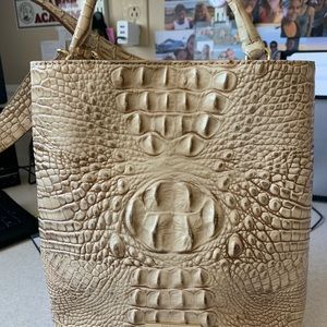 Brahmin pocketbook